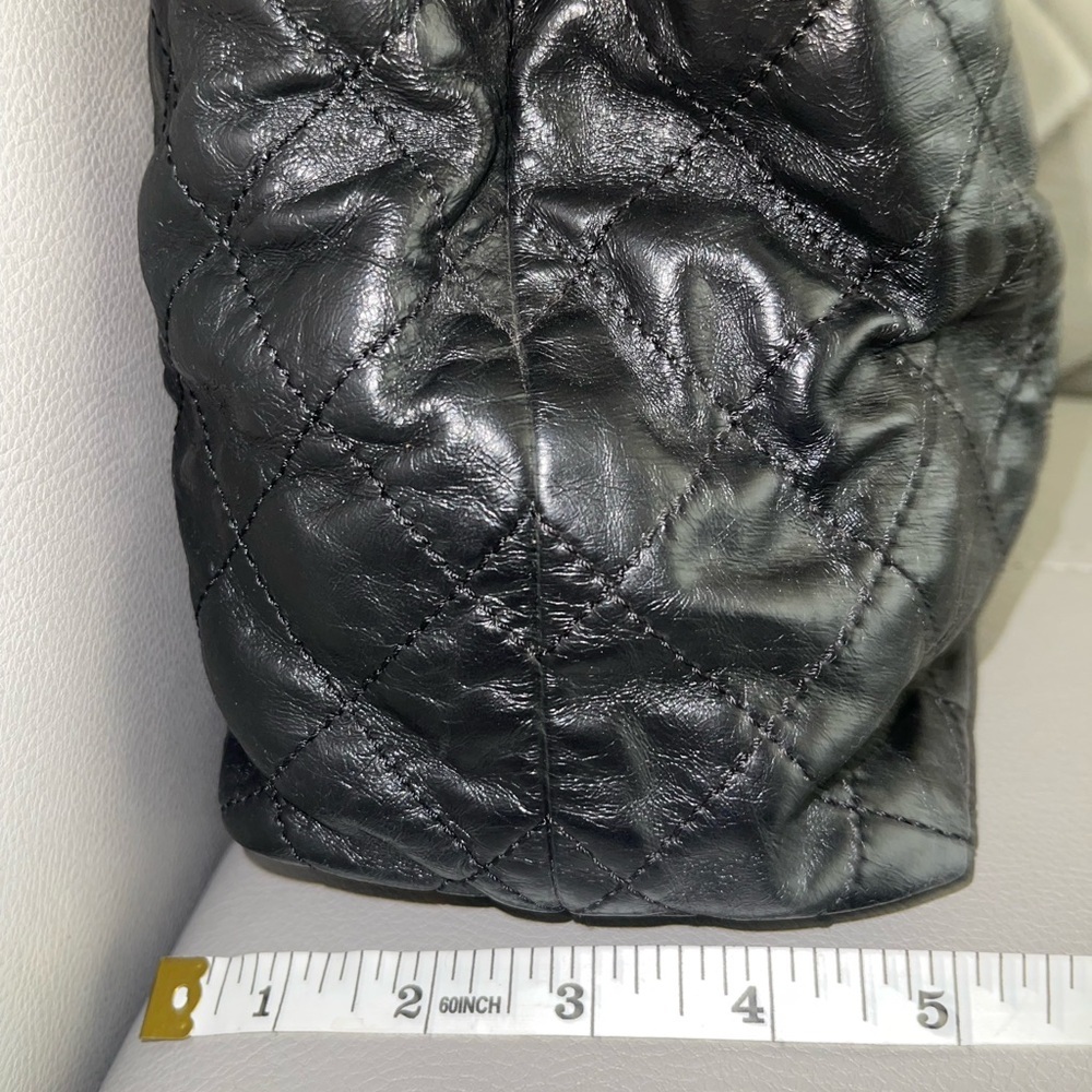 Chanel Stingray Glazed Calfskin Bindi Tote Bag - Picture 15 of 15